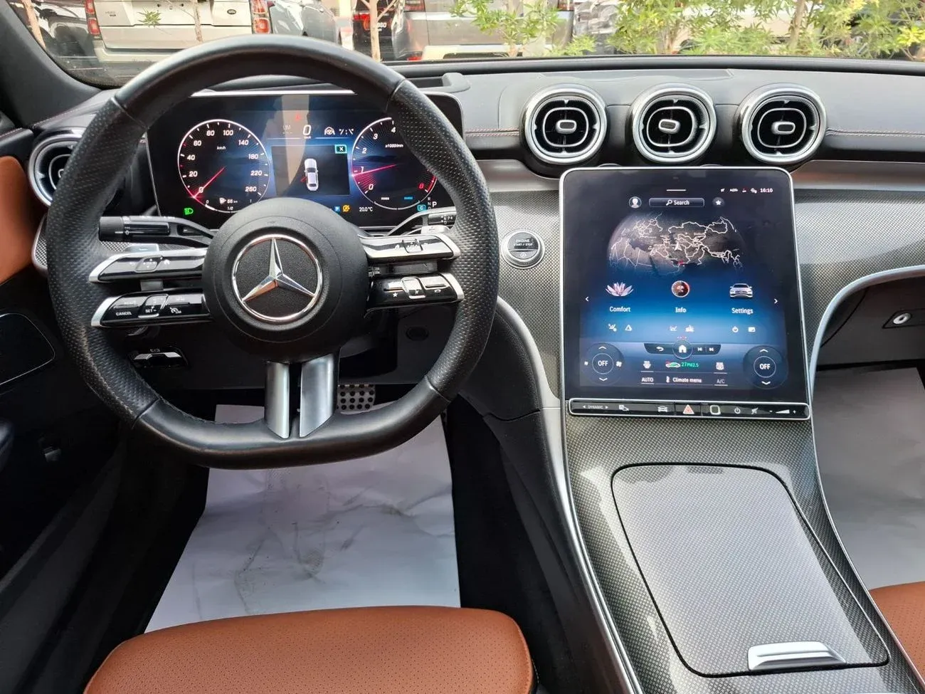 Mercedes Benz C300 STD Base Mercedes-Benz